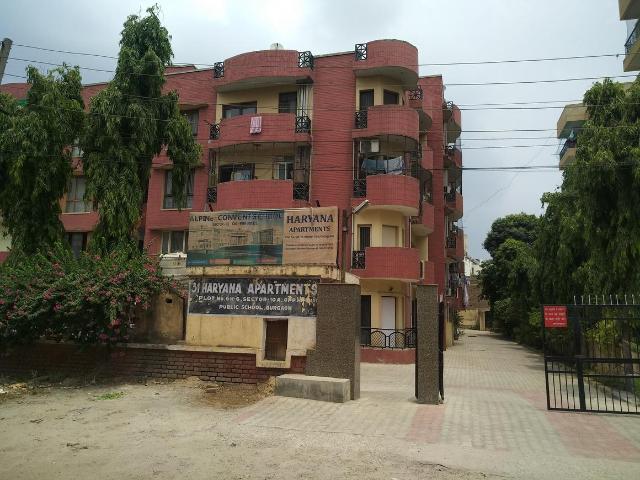 1 RK Apartment in Sector 10A for resale Gurgaon. The reference number is 20411415