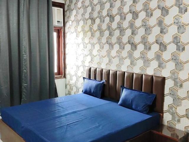 1 RK Apartment in Sector 128 for rent Noida. The reference number is 20737314