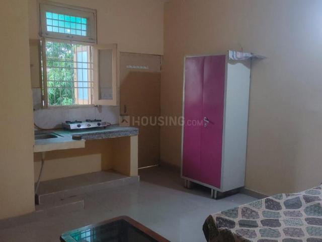 1 RK Apartment in Sector 135 for rent Noida. The reference number is 15332164