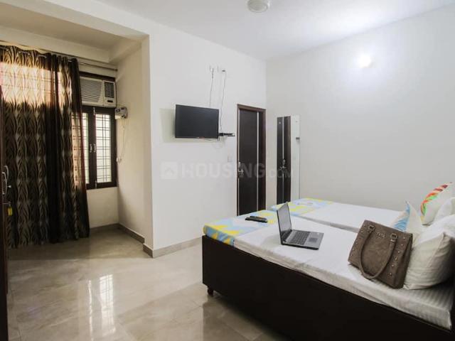 1 RK Apartment in Sector 15 for rent Gurgaon. The reference number is 14578732