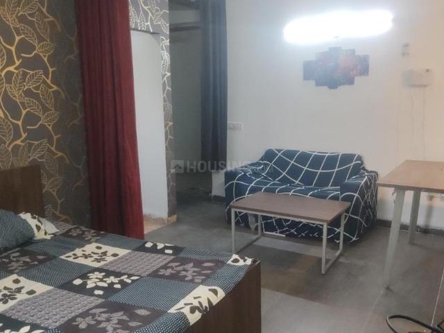 1 RK Apartment in Sector 168 for rent Noida. The reference number is 19622486