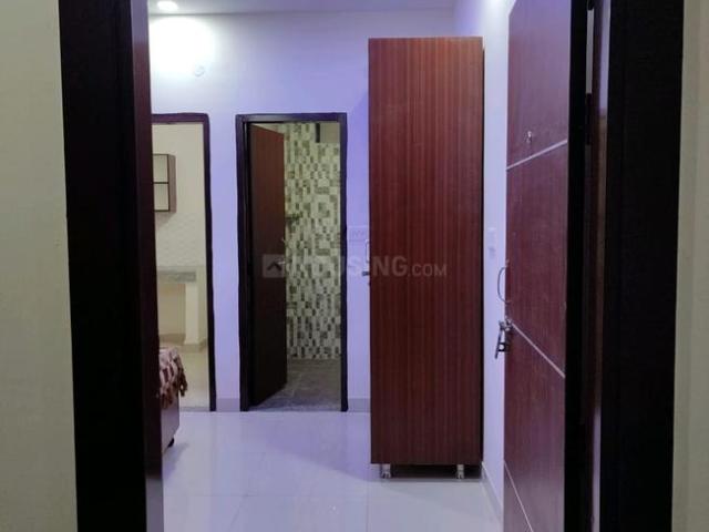 1 RK Apartment in Sector 17 for rent Gurgaon. The reference number is 15963294
