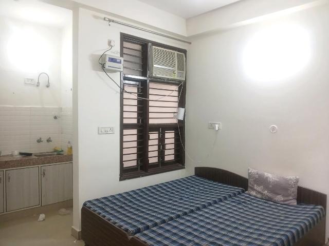 1 RK Apartment in Sector 22 for rent Gurgaon. The reference number is 20432780