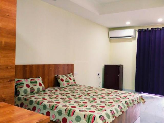 1 RK Apartment in Sector 40 for rent Gurgaon. The reference number is 8796465