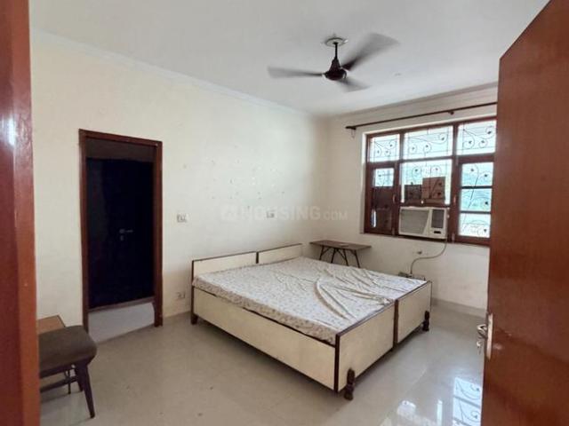 1 RK Apartment in Sector 41 for rent Noida. The reference number is 20399790