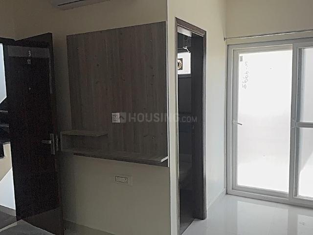 1 RK Apartment in Sector 43 for rent Gurgaon. The reference number is 19351748