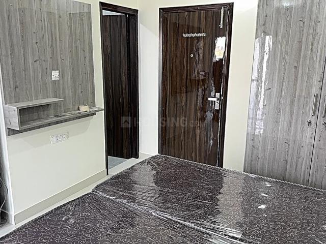 1 RK Apartment in Sector 43 for rent Gurgaon. The reference number is 19351817
