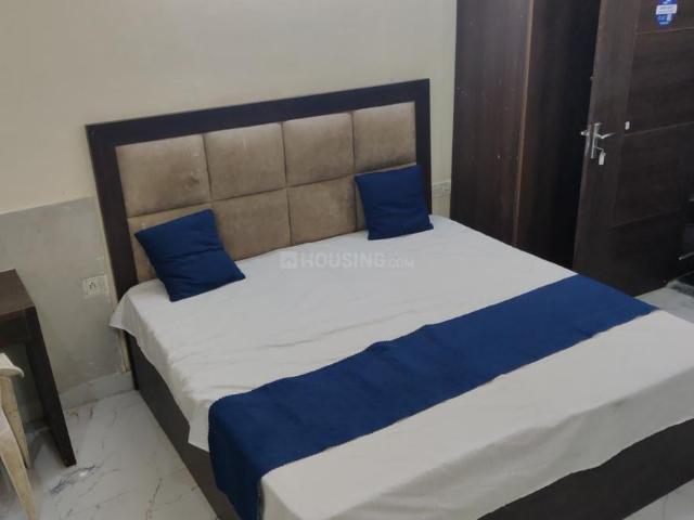 1 RK Apartment in Sector 43 for rent Gurgaon. The reference number is 20226537