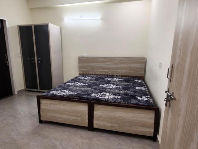 1 RK Apartment in Sector 52 for rent Gurgaon. The reference number is 20047558