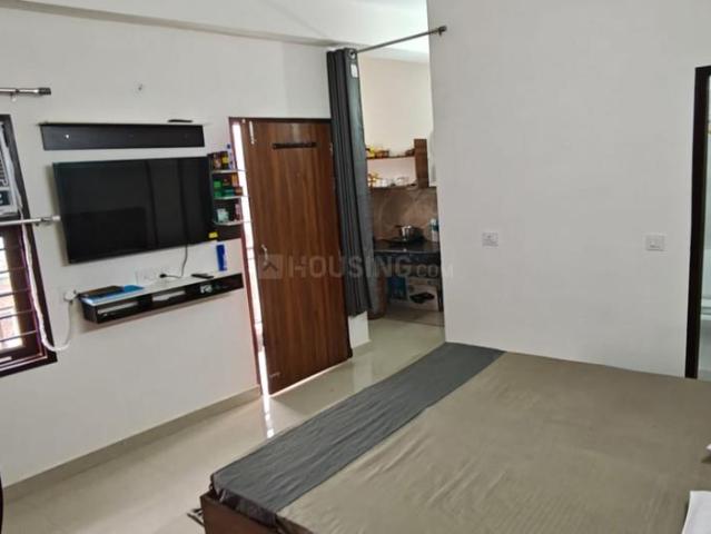 1 RK Apartment in Sector 52 for rent Gurgaon. The reference number is 20117791