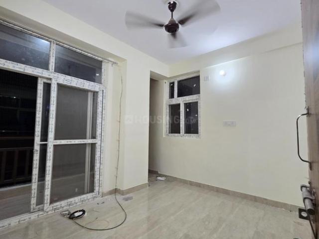 1 RK Apartment in Sector 72 for rent Noida. The reference number is 20691197
