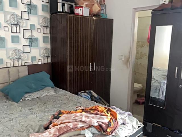1 RK Apartment in Sector 73 for resale Noida. The reference number is 18446690
