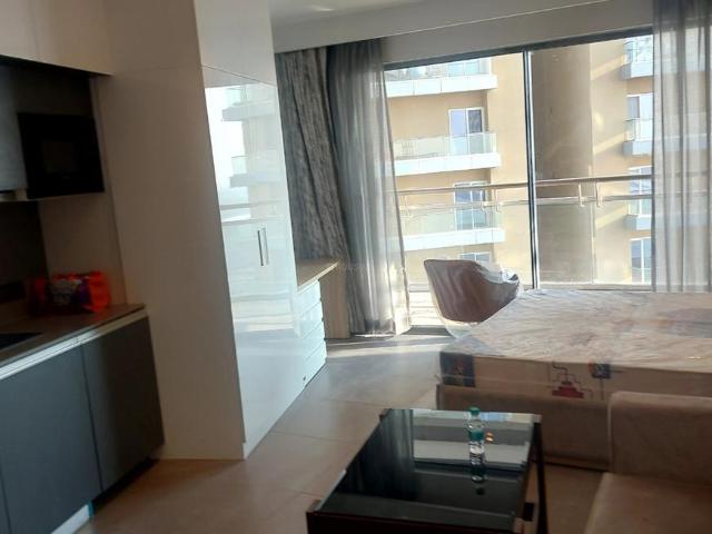 1 RK Apartment in Sector 94 for rent Noida. The reference number is 10828123