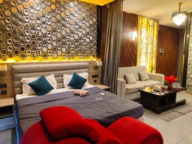 1 RK Apartment in Sector 94 for rent Noida. The reference number is 20694589