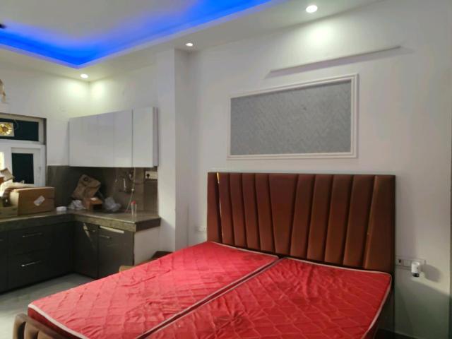 1 RK Apartment in Sushant Lok Phase 1 for rent Gurgaon. The reference number is 16577453