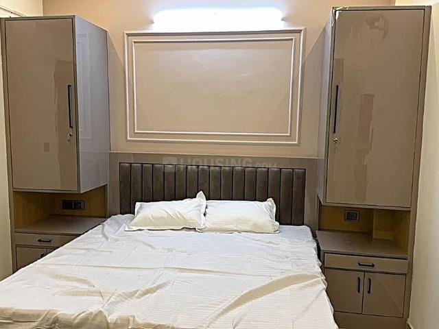 1 RK Apartment in Sushant Lok Phase 1 for rent Gurgaon. The reference number is 18598511