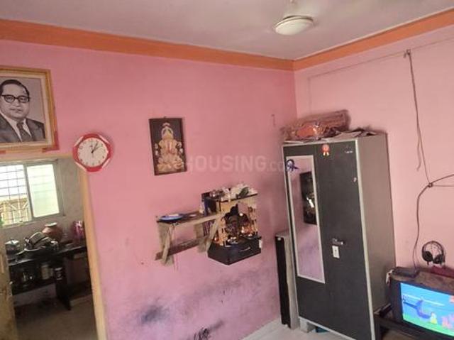 1 RK Duplex in Fursungi for resale Pune. The reference number is 19404651