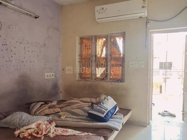 1 RK Duplex in Naranpura for rent Ahmedabad. The reference number is 20251279