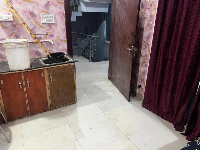 1 RK Duplex in Scheme No 94C for rent Indore. The reference number is 20771427
