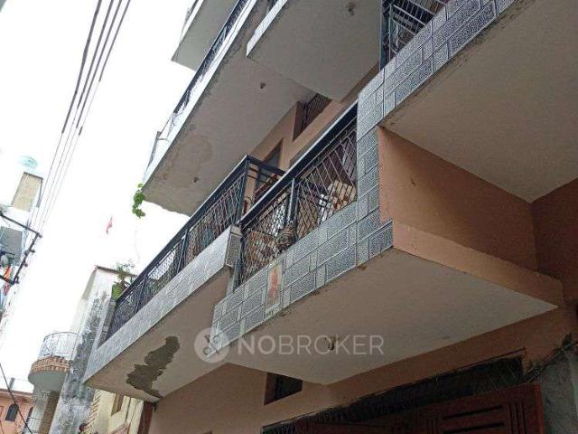 1 RK Flat for Rent In Badarpur