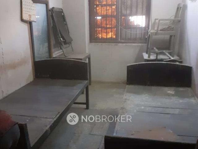 1 RK Flat for Rent In Bandra West