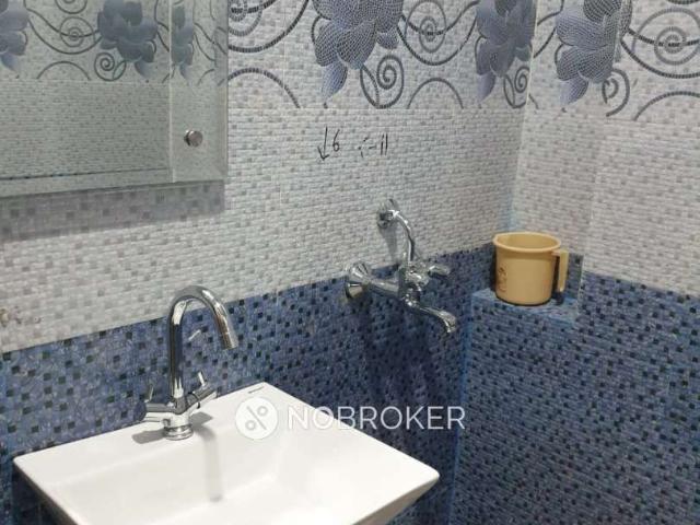1 RK Flat for Rent In Dlf Phase 1