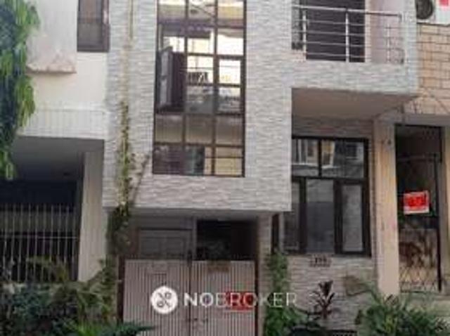 1 RK Flat for Rent In East Of Kailash