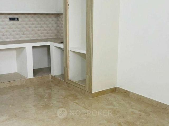 1 RK Flat for Rent In Friends Colony