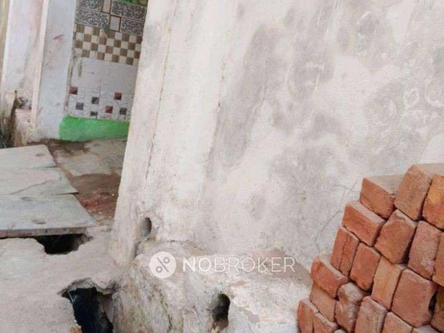1 RK Flat for Rent In Habibpur
