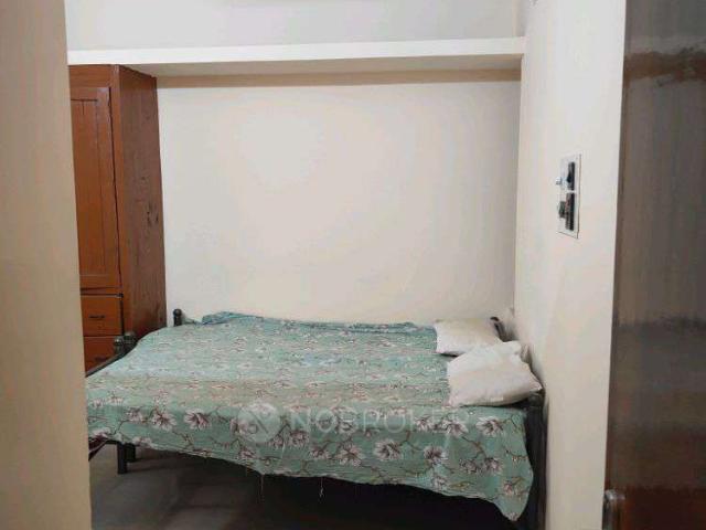 1 RK Flat for Rent In Indiranagar