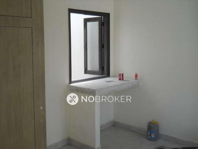 1 RK Flat for Rent In Laxmi Nagar