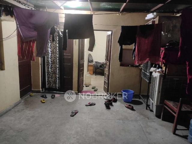 1 RK Flat for Rent In Laxmi Nagar