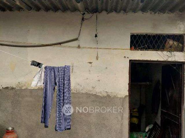 1 RK Flat for Rent In Lakkadpur
