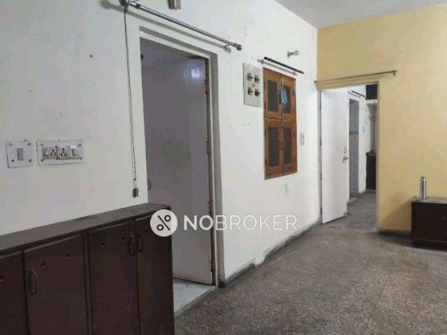 1 RK Flat for Rent In Mayur Vihar Phase 1