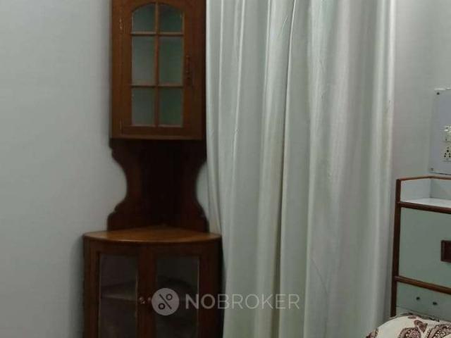 1 RK Flat for Rent In Mukherjee Nagar