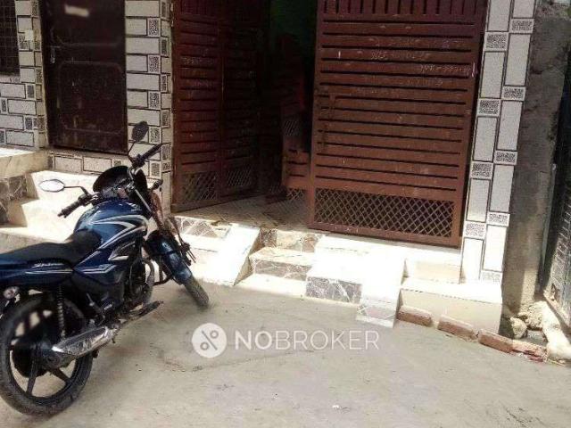 1 RK Flat for Rent In Noida