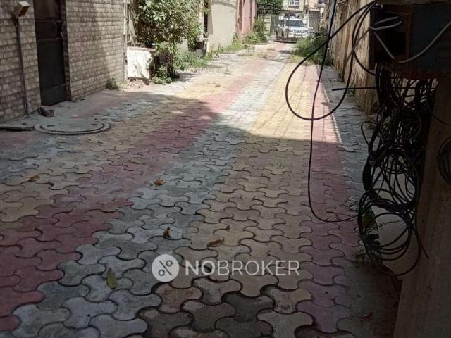 1 RK Flat for Rent In South Extension Ii, Near Metro Station, Block K29