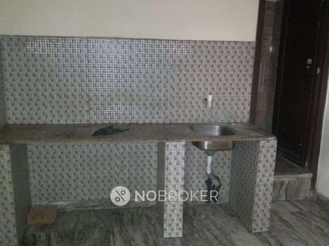 1 RK Flat for Rent In Sector 18