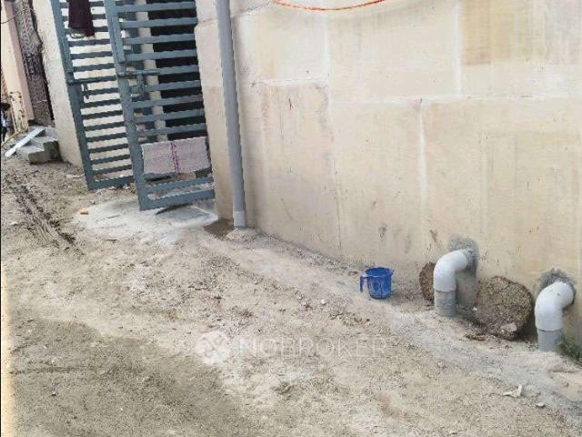 1 RK Flat for Rent In Sector 131