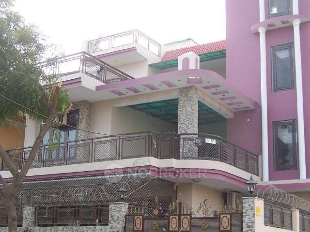 1 RK Flat for Rent In Sector 23a