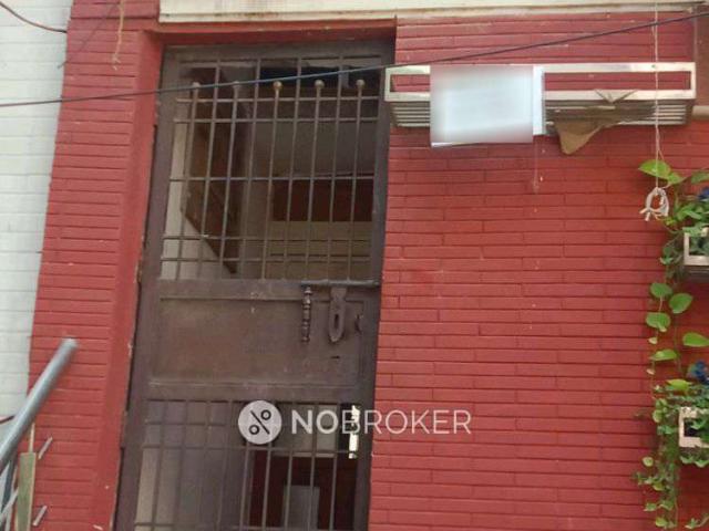 1 RK Flat for Rent In Sector 40