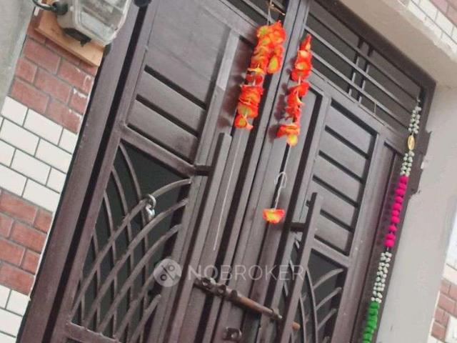 1 RK Flat for Rent In Sector 74