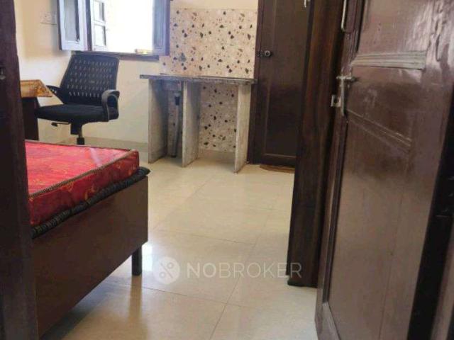 1 RK Flat for Rent In West Patel Nagar