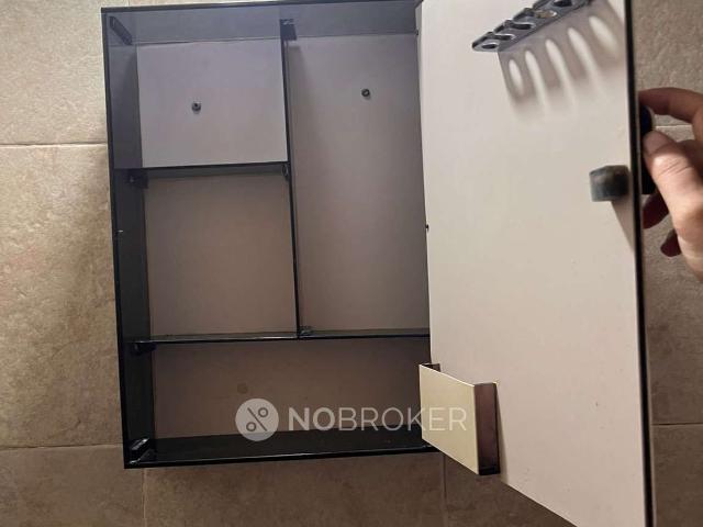 1 RK Flat In Amanora Metro Tower, Hadapsar for Rent In Aman