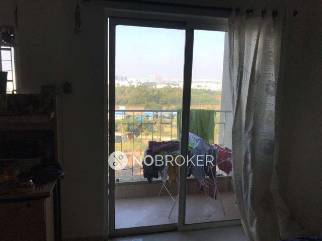 1 RK Flat In Amanora Park Town R5 Sector for Rent In Hadaps