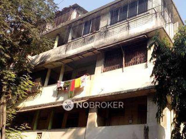 1 RK Flat In Amena Bai Building For Sale In Masjid Bandar West