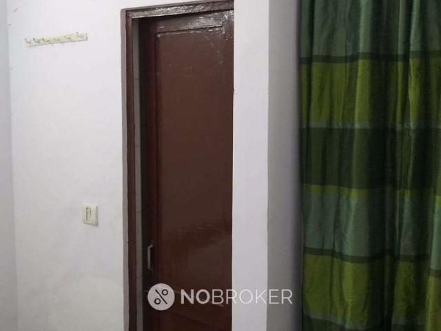 1 RK Flat In Apartment for Rent In Saket