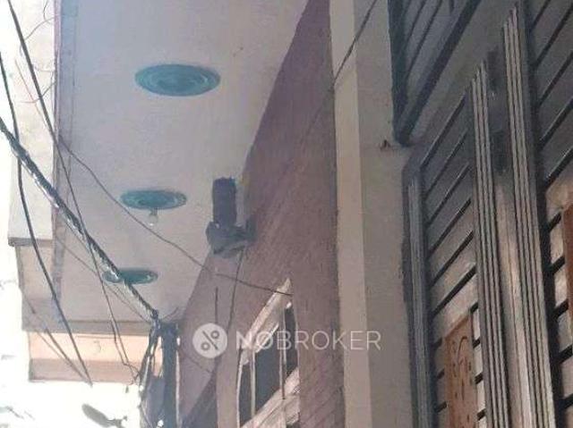 1 RK Flat In Apartment for Rent In Sector 44