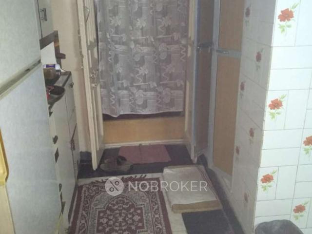 1 RK Flat In Bharmal House For Sale In Masjid Bandar
