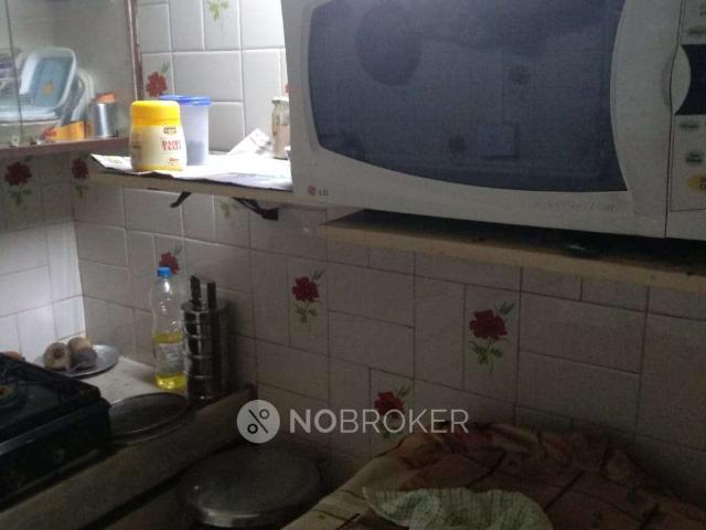1 RK Flat In Bharmal House For Sale In Masjid Bandar